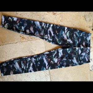 LuLu Leggings - Crop